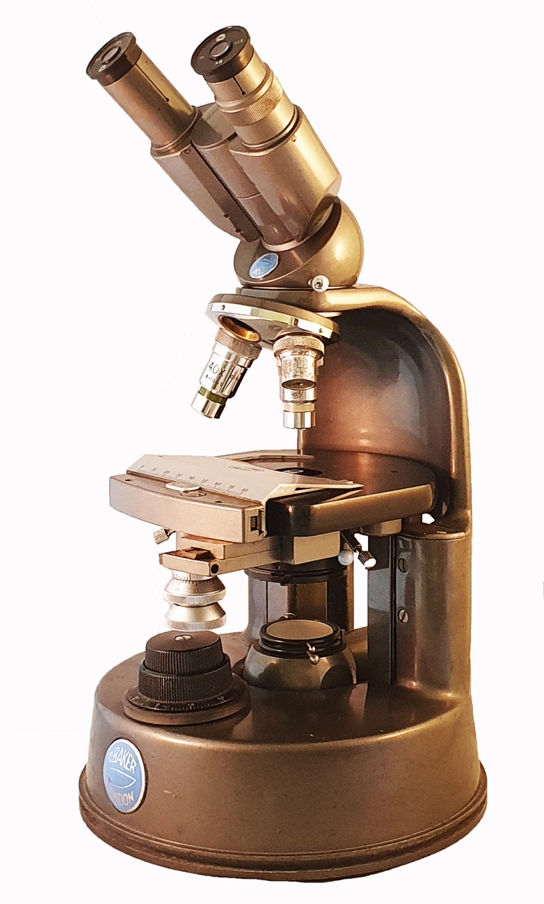 A close-up of a microscopeDescription automatically generated